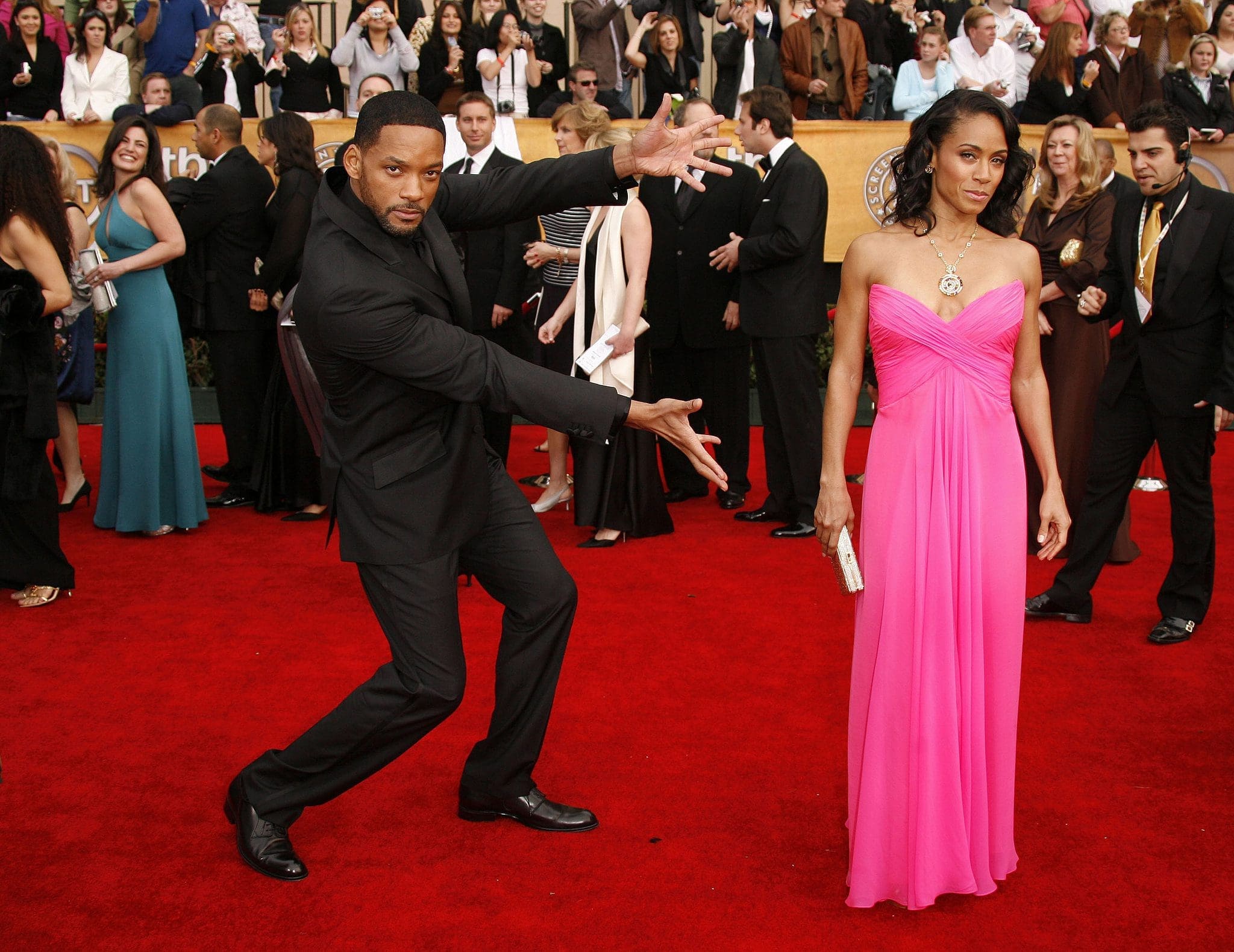 10 Momentos en los que deseaste un esposo como Will Smith mostrandola