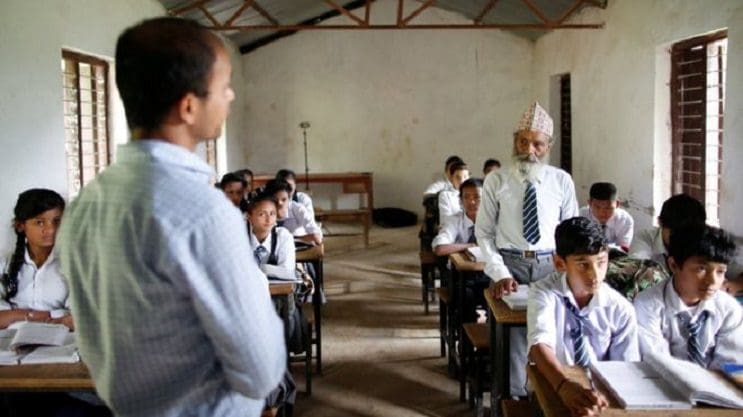 Conoce la ejemplar historia del hombre que decidió terminar la escuela a los 68 años 03