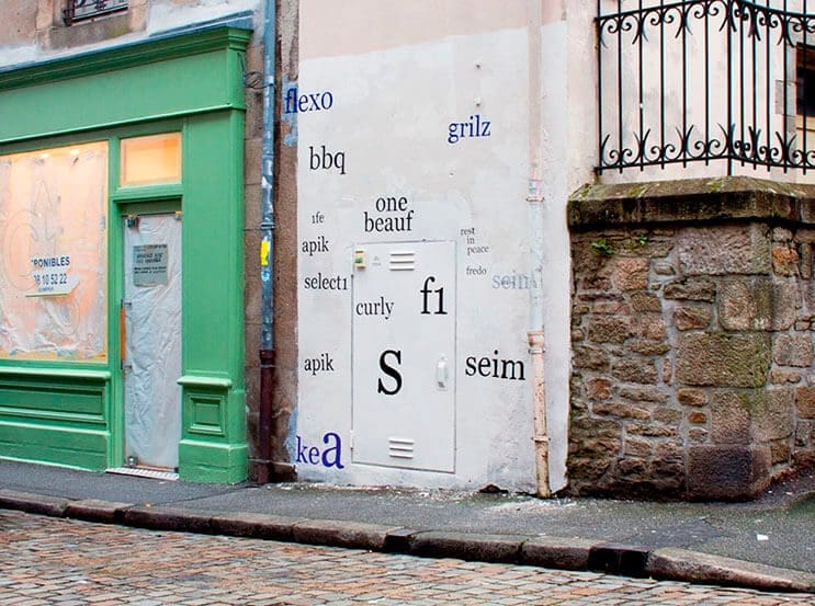 Artista callejero transforma graffiti en hermosas frases 4