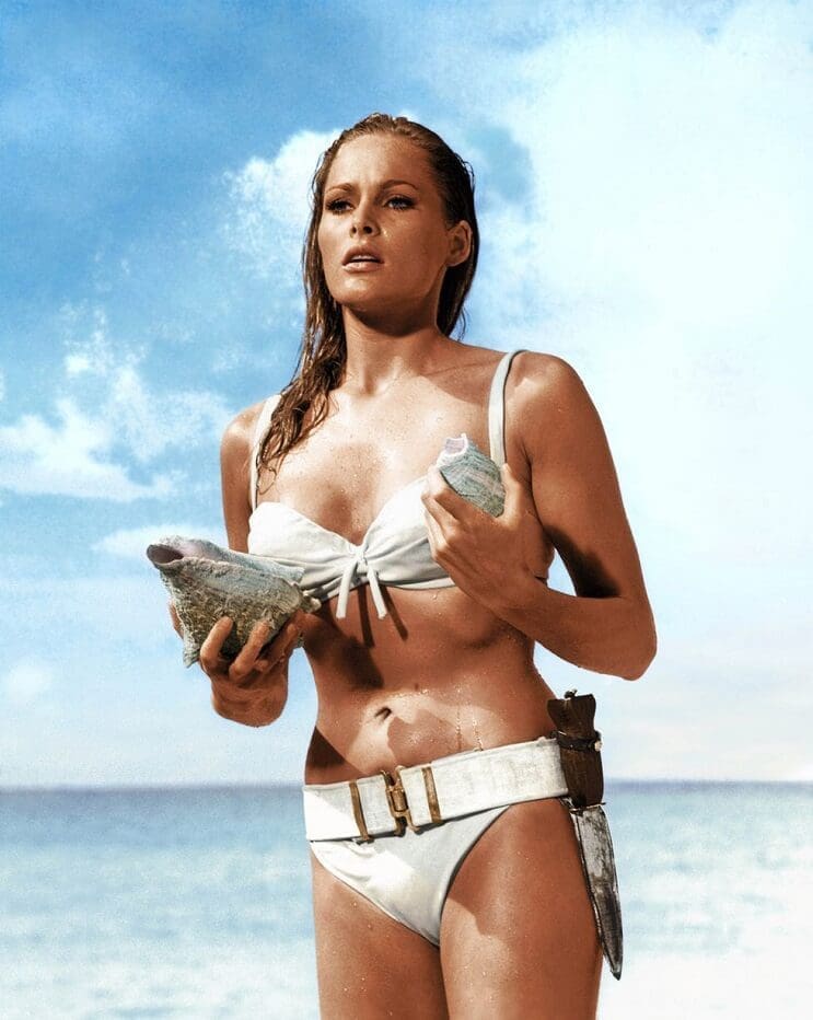 El revolucionario bikini cumple 70 años - Ursula Andress