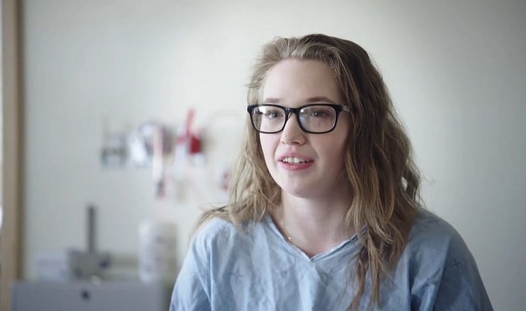 Estos niños pueden volver a ser ellos mismos con estas estilosas batas de hospital 4