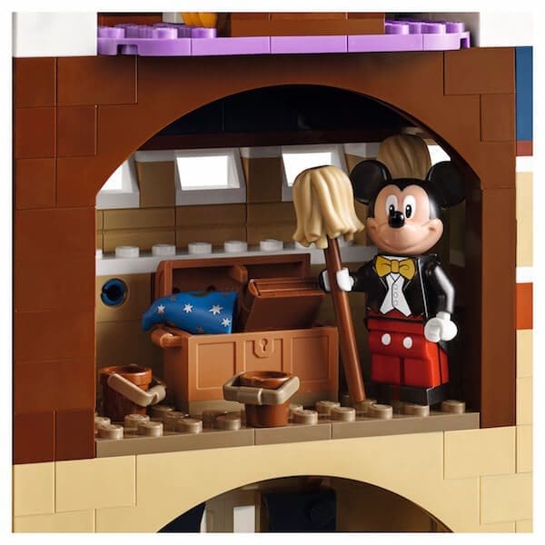 LEGO anuncia la llegada del castillo de Disney y se ve genial 09