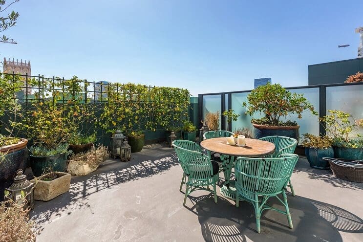 johnny-depp-pone-su-penthouse-a-la-venta-y-es-mas-de-lo-que-se-puedan-imaginar-terraza