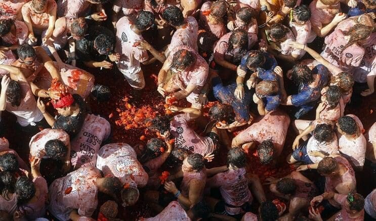 La Tomatina la pelea de comida más grande del mundo 04