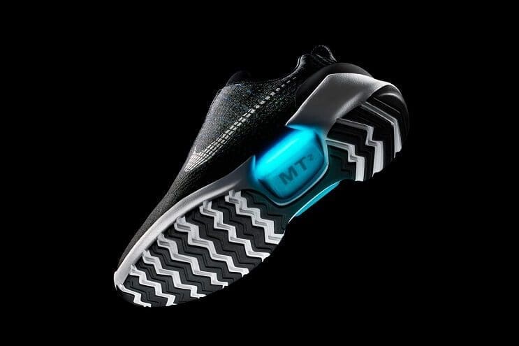 luego-de-verlas-en-volver-al-futuro-ii-finalmente-las-zapatillas-autoajustables-de-nike-han-llegado-led