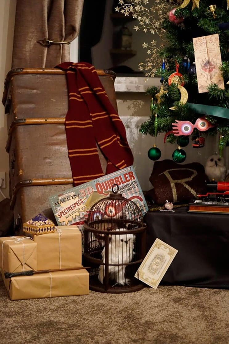 este-arbol-de-harry-potter-le-da-verdadera-magia-a-la-navidad-5