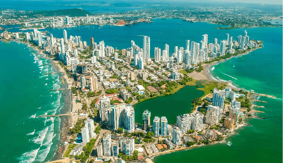 Fotografía aérea y orbital, es realizada desde las alturas, dando una visión más amplia del objetivo